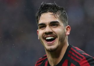 André Silva ‘abre o livro’ sobre a sua continuidade no AC Milan
