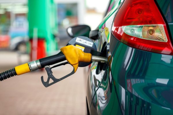 Combustíveis tem “mega” descida na próxima segunda-feira