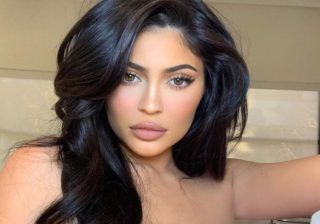 Após confundir bandeira da Austrália, Kylie Jenner é gozada por internautas