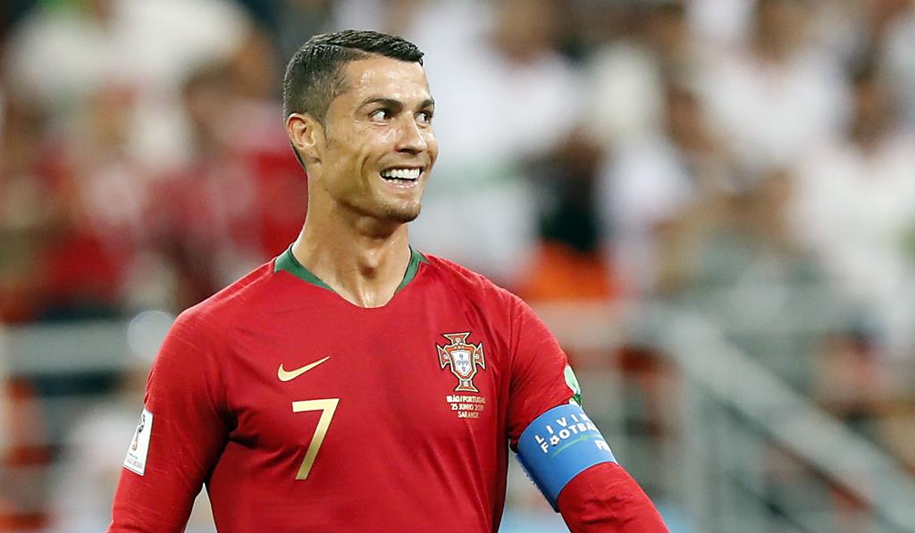 Após jogo da Seleção Nacional, Cristiano Ronaldo arrisca-se a multa pesada