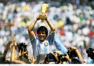 BOMBAAAAA: DIEGO ARMANDO MARADONA