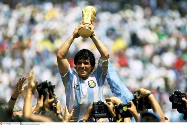 BOMBAAAAA: DIEGO ARMANDO MARADONA
