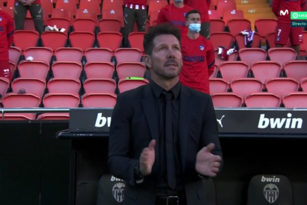 Que momento de Simeone – HOMENAGEM ARREPIANTE A D10S (VÍDEO)