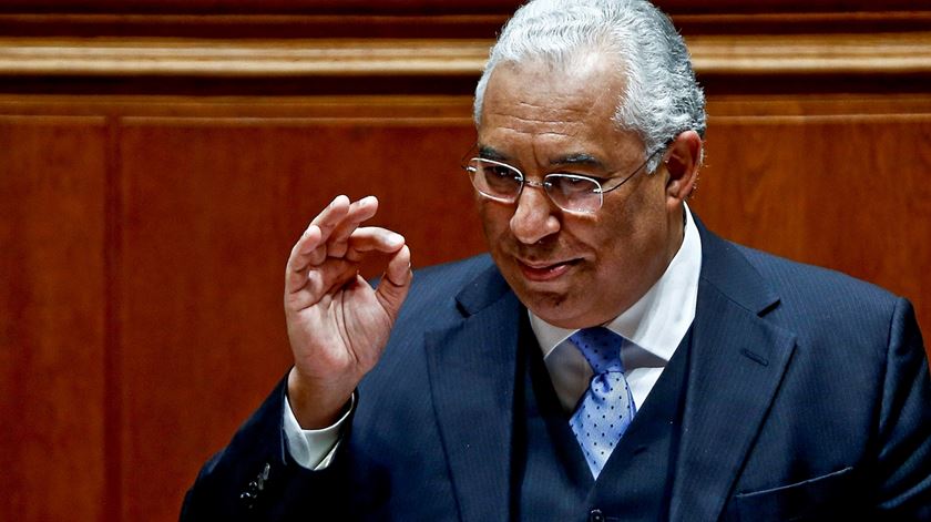 António Costa anuncia NOVAS medidas para escolas