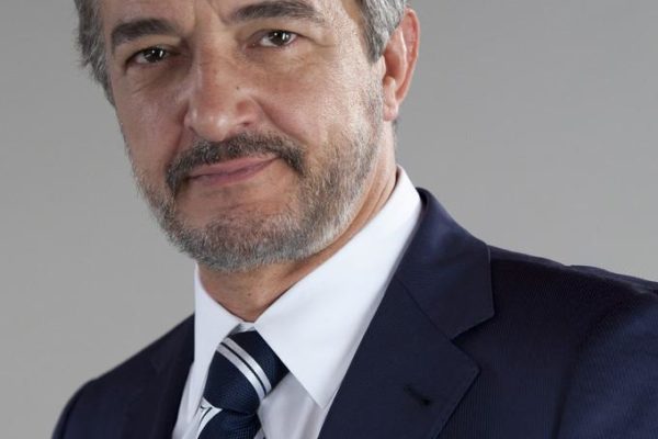 Rogério Samora sofre paragem cardiorrespiratória