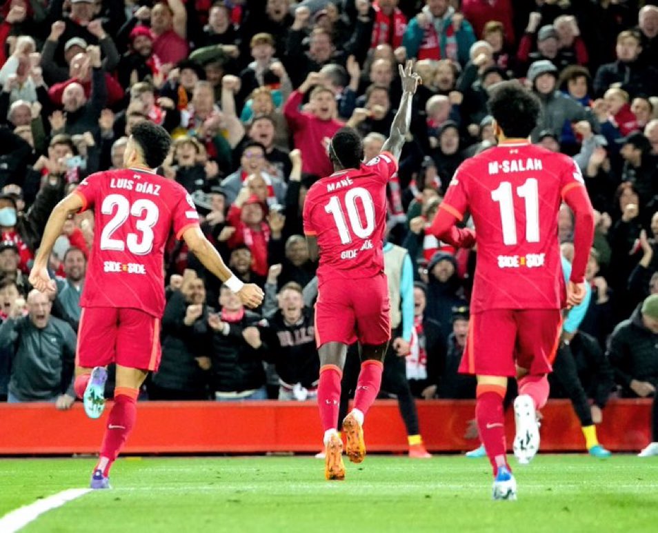 Liverpool vence Villarreal