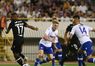 Vitória perde na Croácia