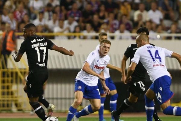 Vitória perde na Croácia
