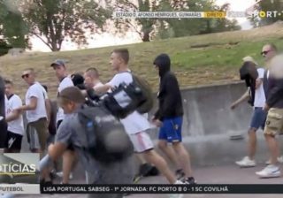 Novos distúrbios no fim do jogo