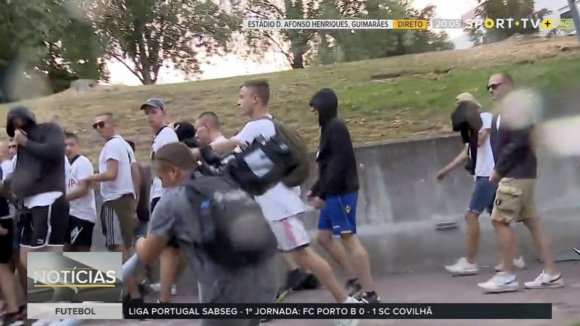 Novos distúrbios no fim do jogo
