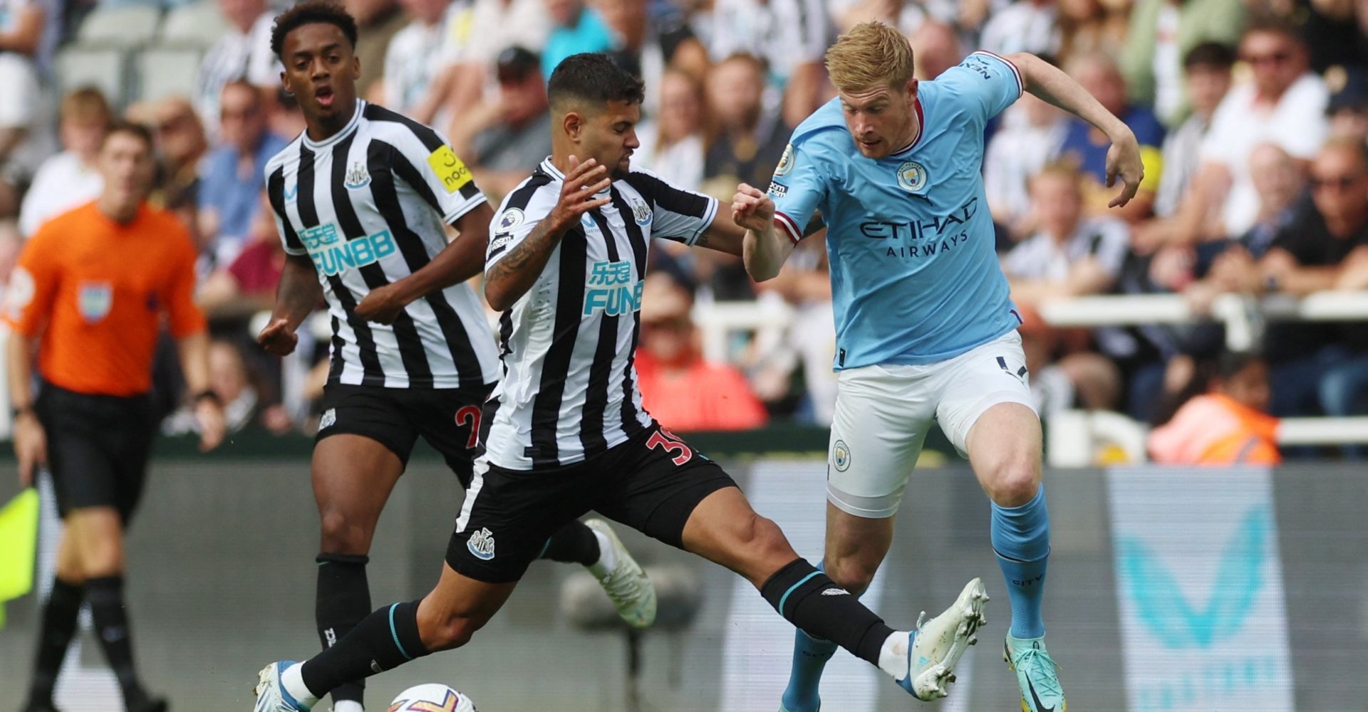 Newcastle e City empatam a 3